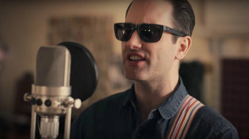 “Feels Like Summer” video still